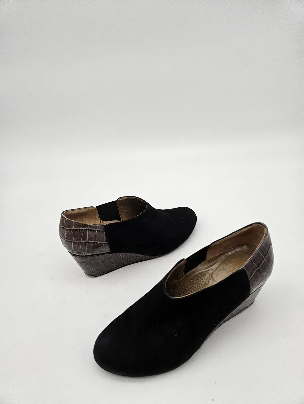 Anyi Lu Jessie  Suede Wedge Bootie Black Gray Women's Size 5